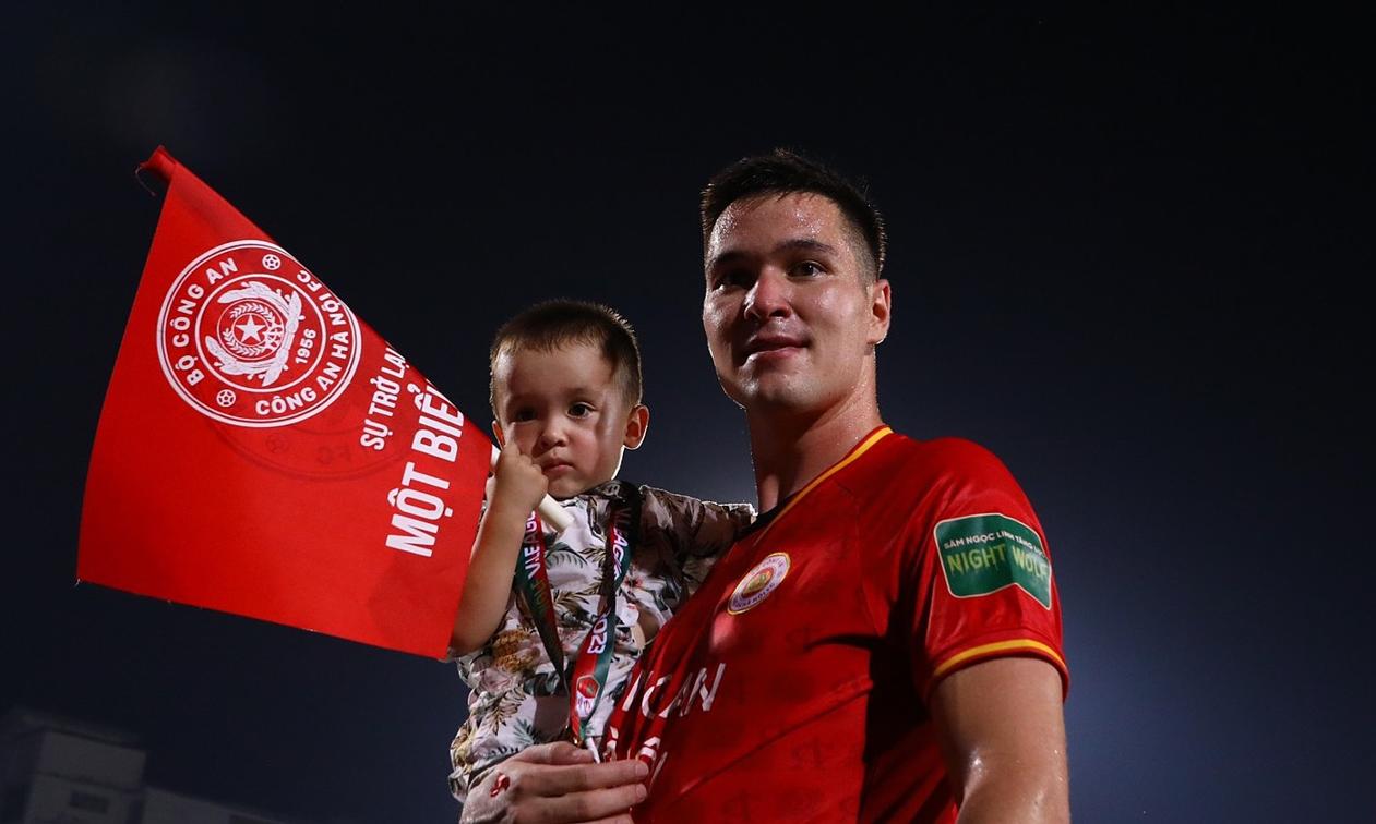 Filip Nguyễn phấn khích vì đến hai tháng đã vô địch V-League