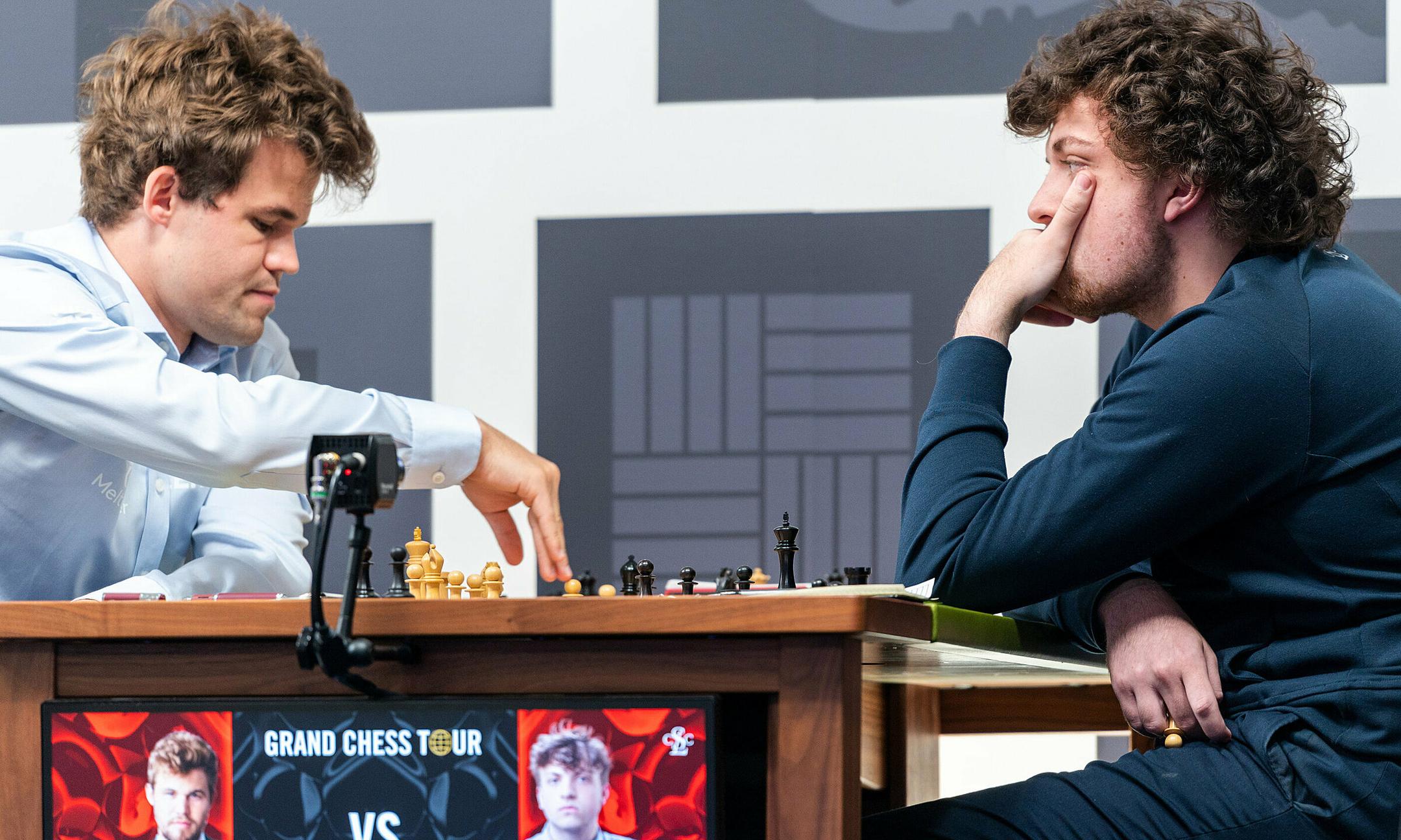 Carlsen chấp nhận nhượng bộ Niemann