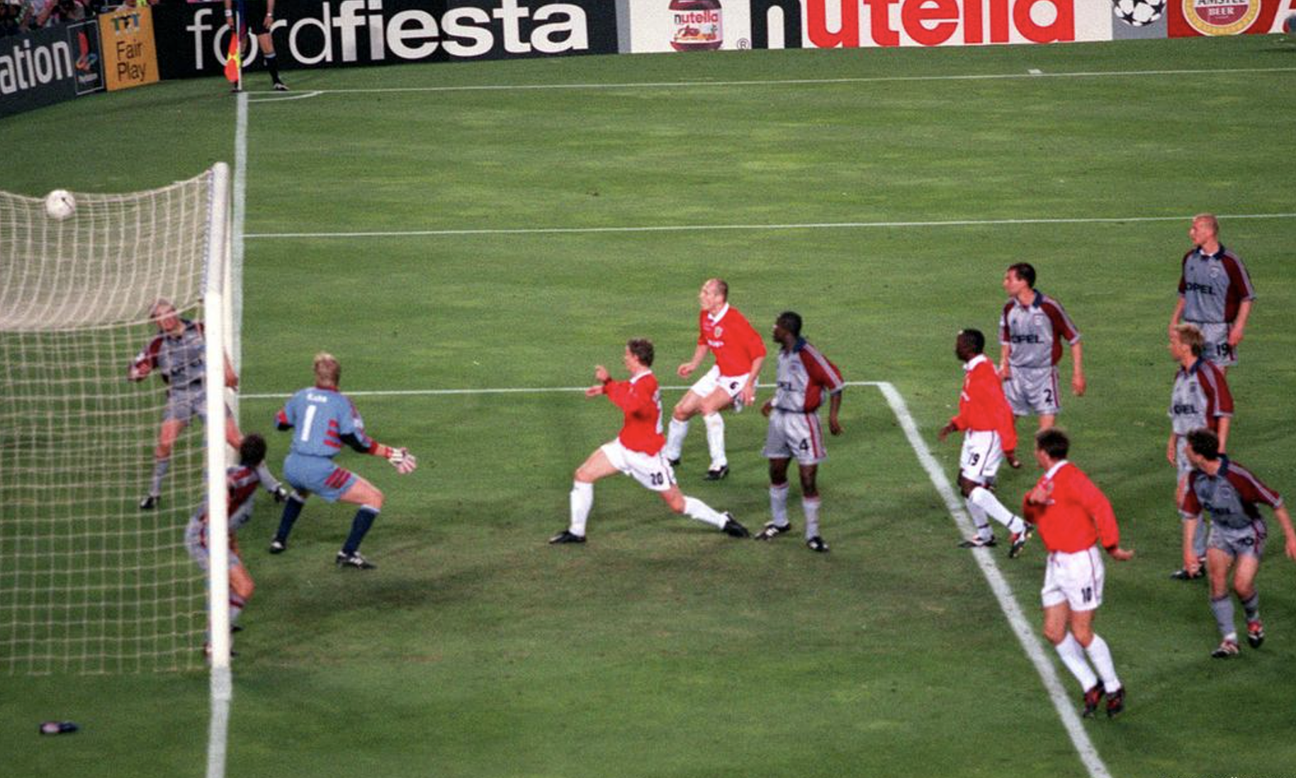 Bayern chưa quên trận thua ngược Man Utd năm 1999