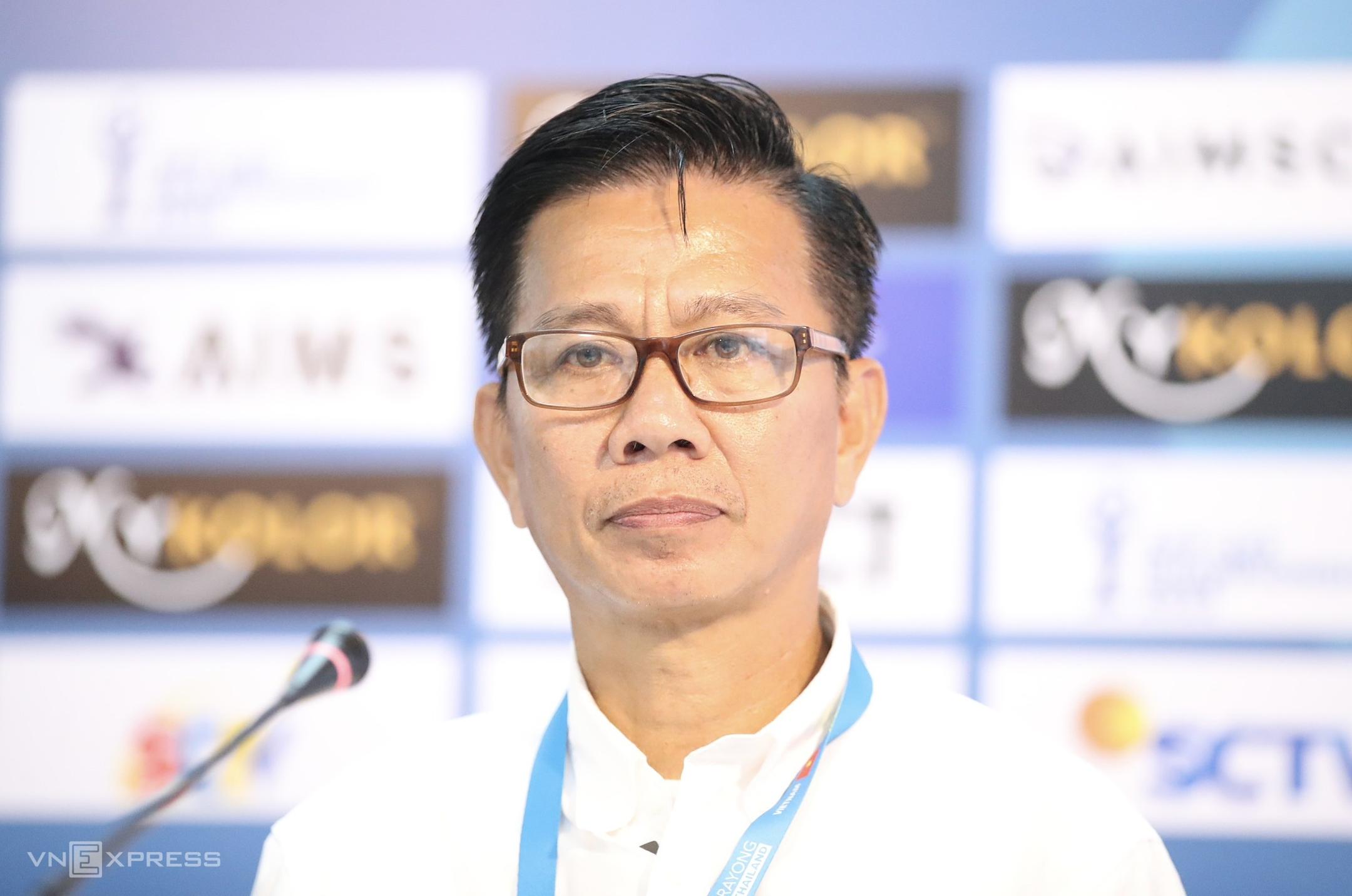 HLV Hoàng Anh Tuấn họp báo trước chung kết U23 Đông Nam Á