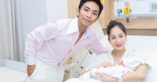 Khánh Thi đã sinh con thứ 3 cho ông xã Phan Hiển