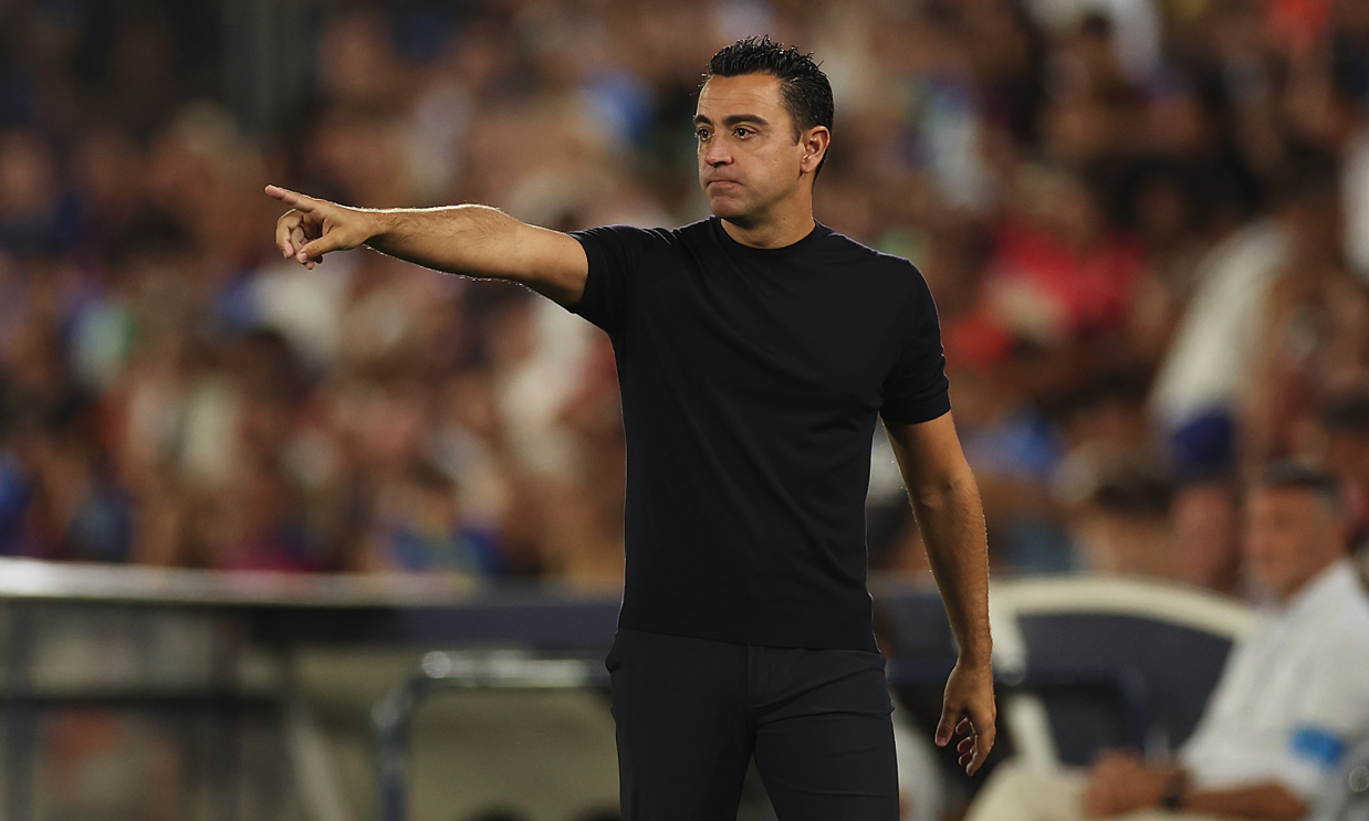 Xavi: 'Thật hổ thẹn khi Barca không thắng vì trọng tài'