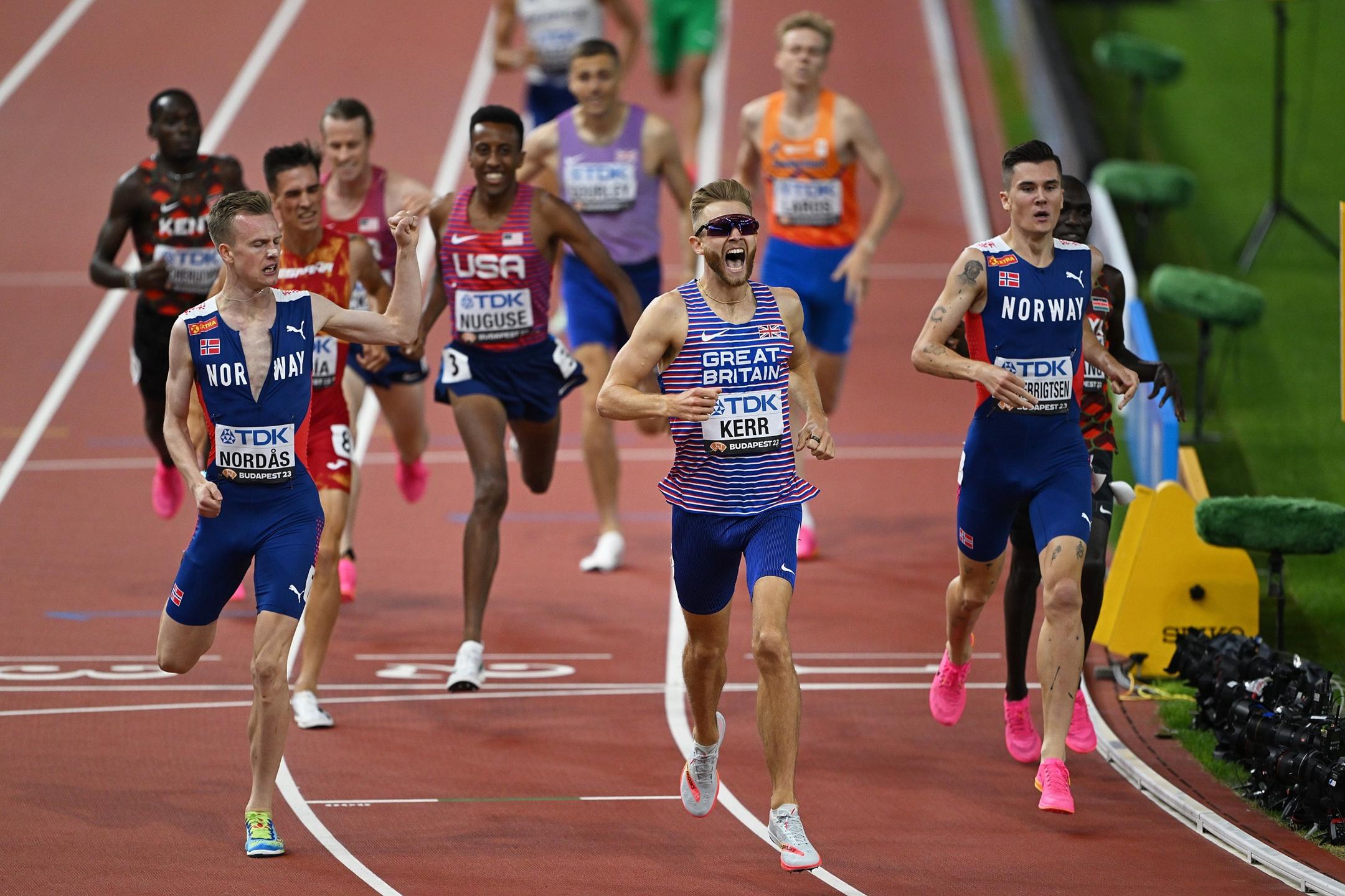 Kỷ lục gia Olympic lại gây thất vọng tại 1.500m thế giới
