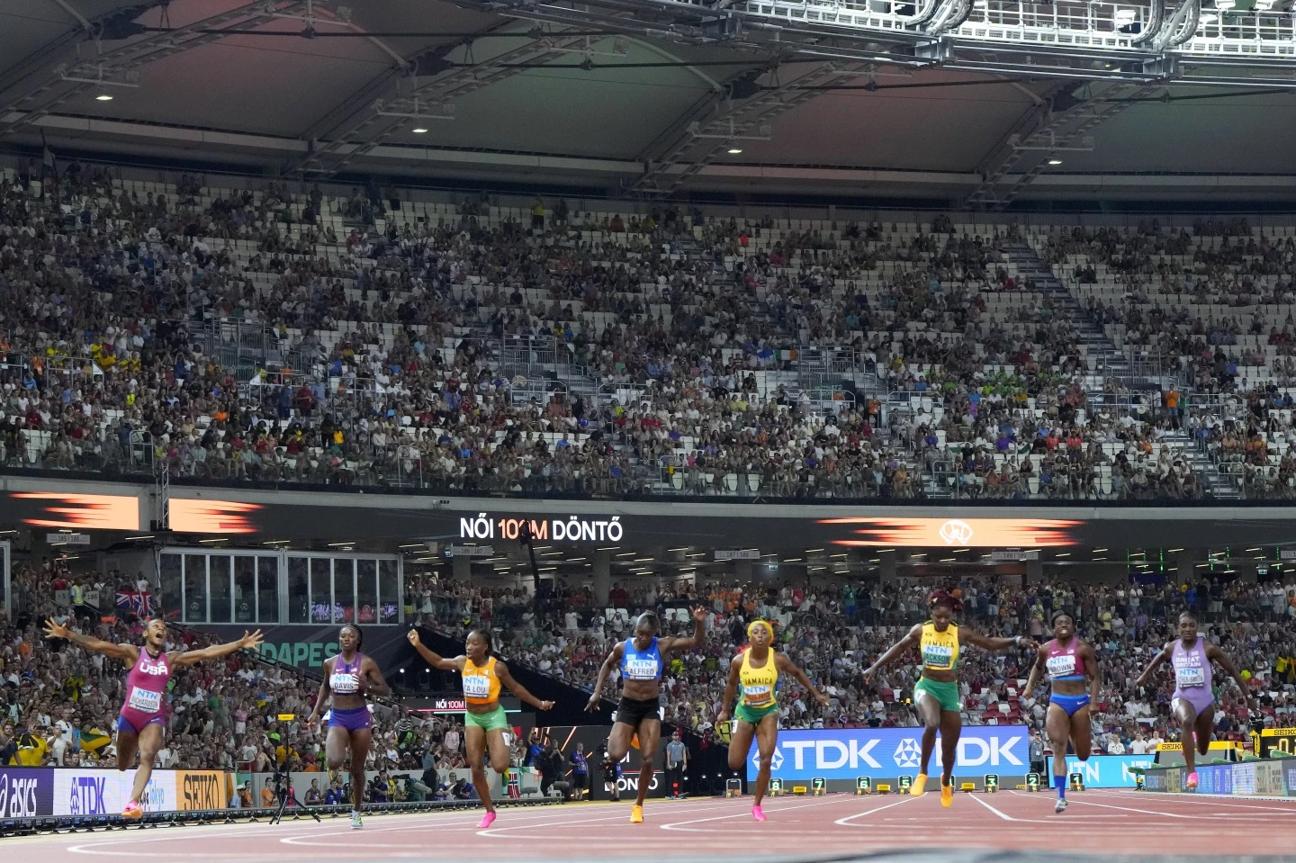 Mỹ phá thế thống trị của Jamaica tại 100m nữ thế giới