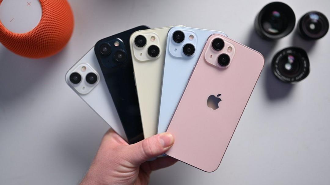 HOT: Trên tay mô hình iPhone 15 và iPhone 15 Pro đủ màu trước giờ G