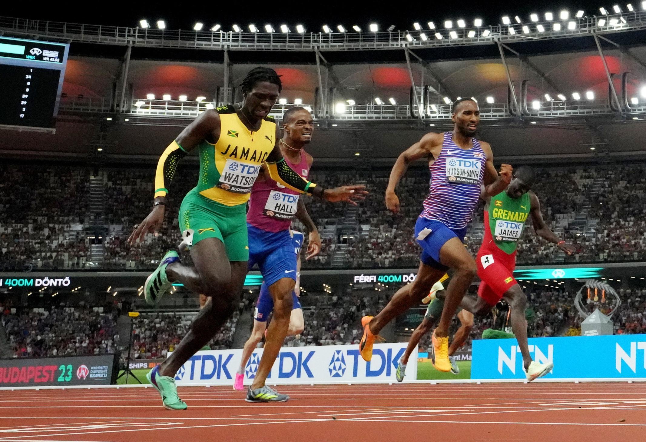 Jamaica lần đầu vô địch 400m thế giới sau 40 năm