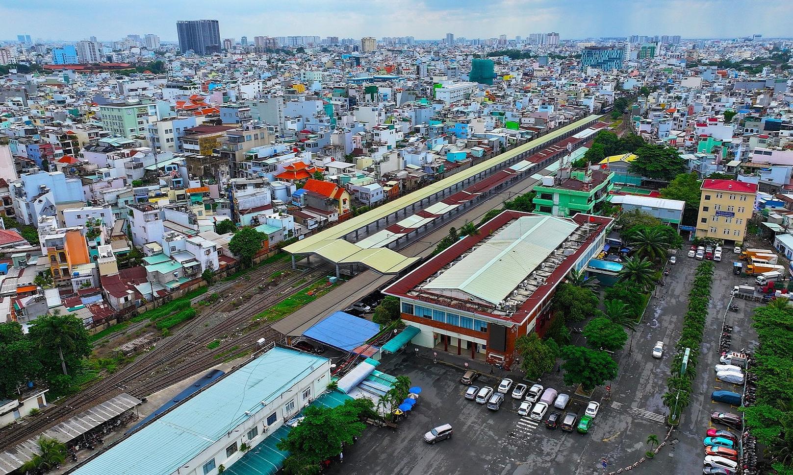Vì sao đề xuất ga Sài Gòn thành đầu mối trung chuyển khách?