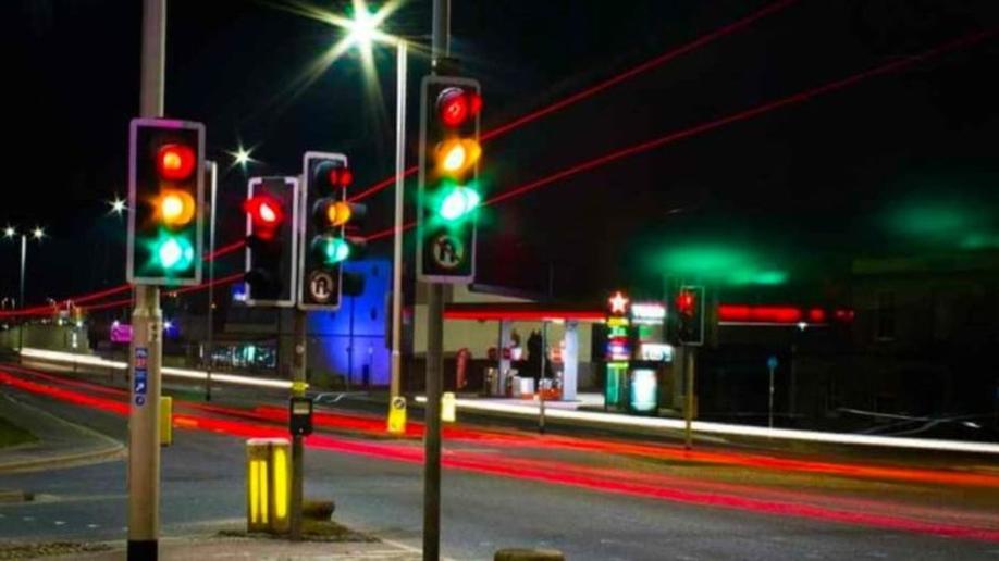 Đèn giao thông dùng trí tuệ nhân tạo giúp giảm 1/3 tắc đường