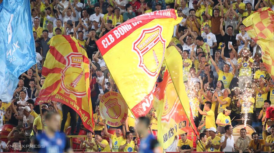 Nam Định thắng trận thứ ba liên tiếp ở V-League