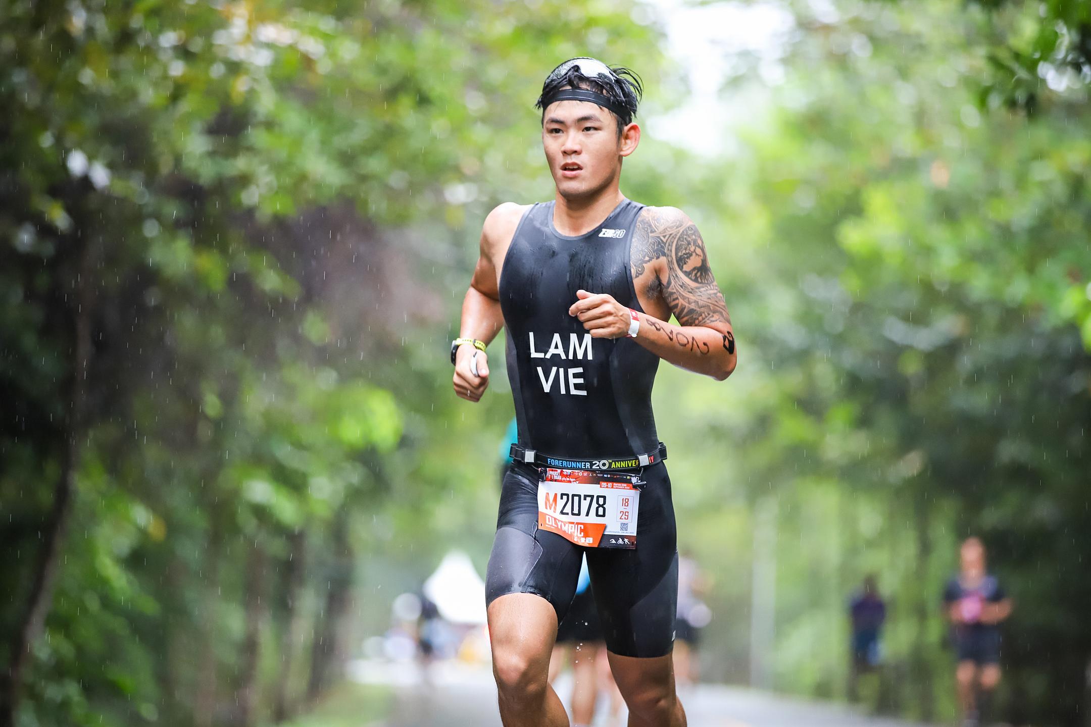 Lâm Quang Nhật: 'Cần 6 tháng tích lũy cho cuộc đua aquathlon đầu tiên'