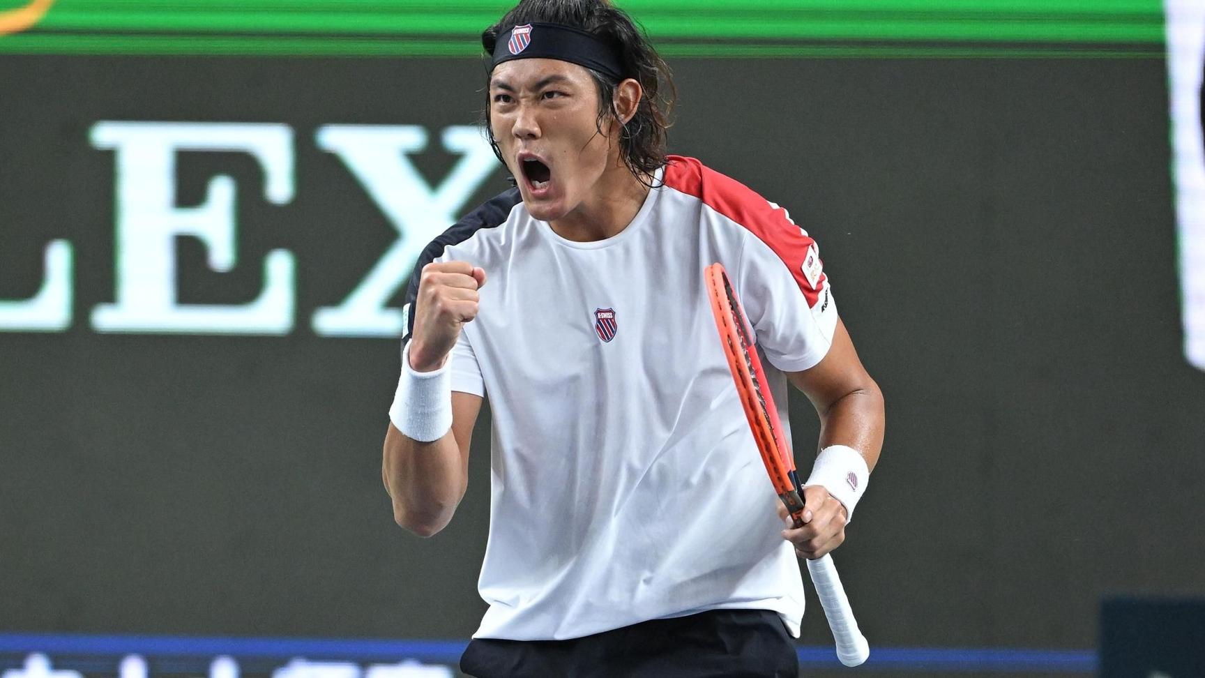 Zhang Zhizhen lại đi vào lịch sử quần vợt Trung Quốc