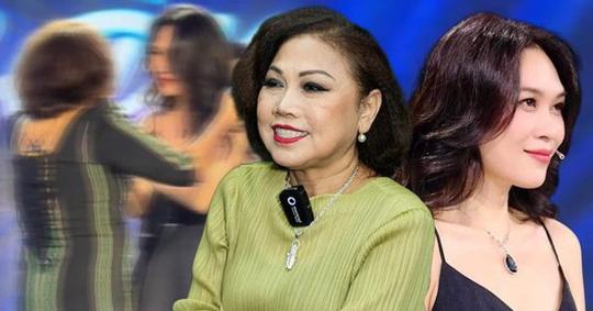Tiếng cười “ha hả” của Siu Black, Mỹ Tâm tại Vietnam Idol