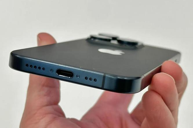 USB-C trên iPhone 15 đã được khai thác cho tính năng ít ai ngờ
