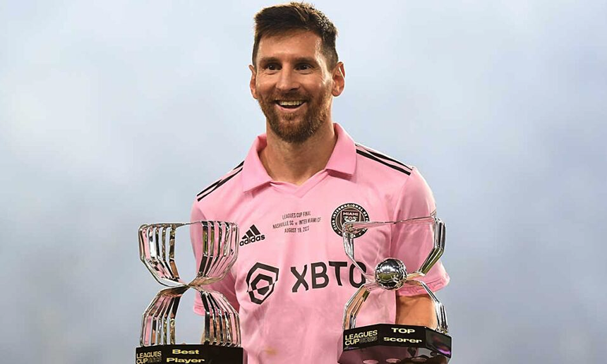 Messi được đề cử The Best dù không tính World Cup