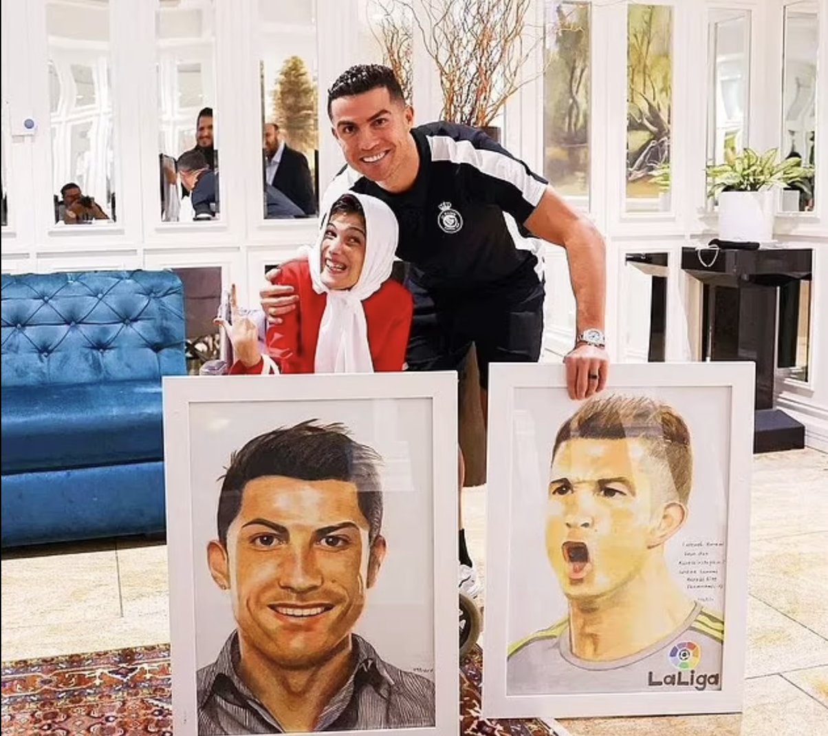 Iran phủ nhận khả năng phạt roi Ronaldo