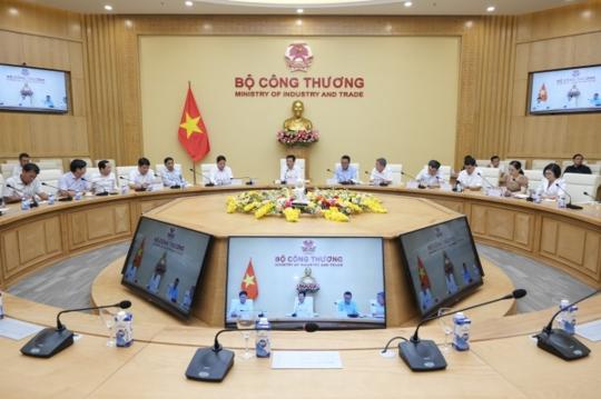 Bộ trưởng Nguyễn Hồng Diên làm việc với lãnh đạo tỉnh Ninh Thuận