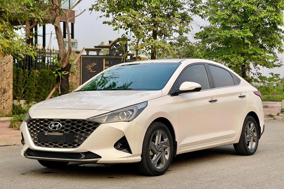 Đại lý "xả kho" Hyundai Accent, bản cao nhất chưa tới 500 triệu đồng