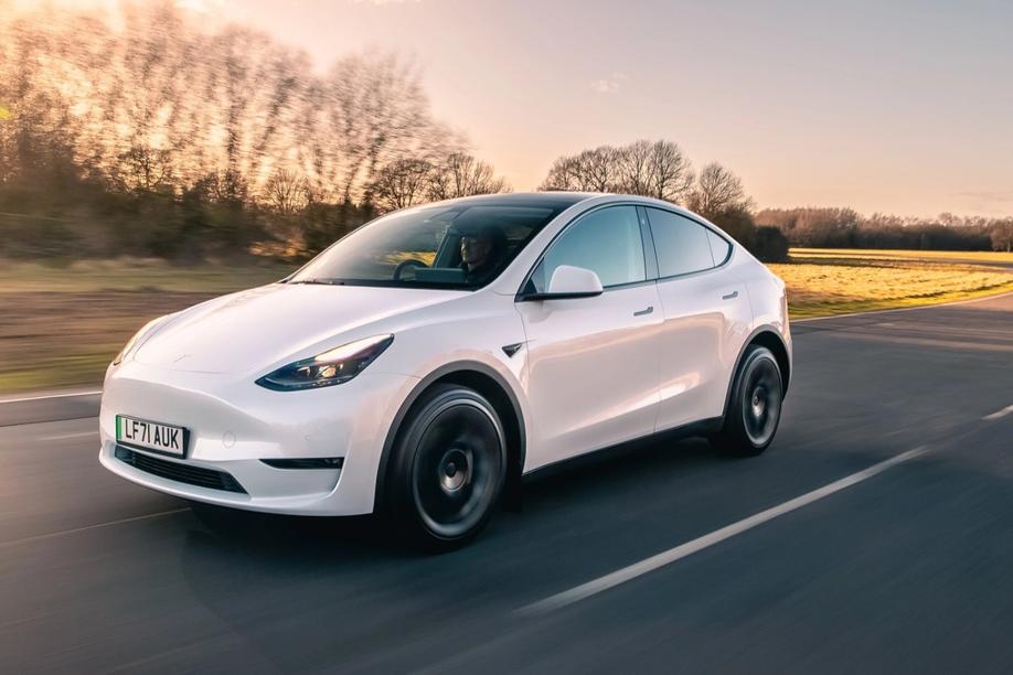 Chốt danh sách xe bán chạy nhất thế giới 2023: Ô tô của Tesla vượt Toyota