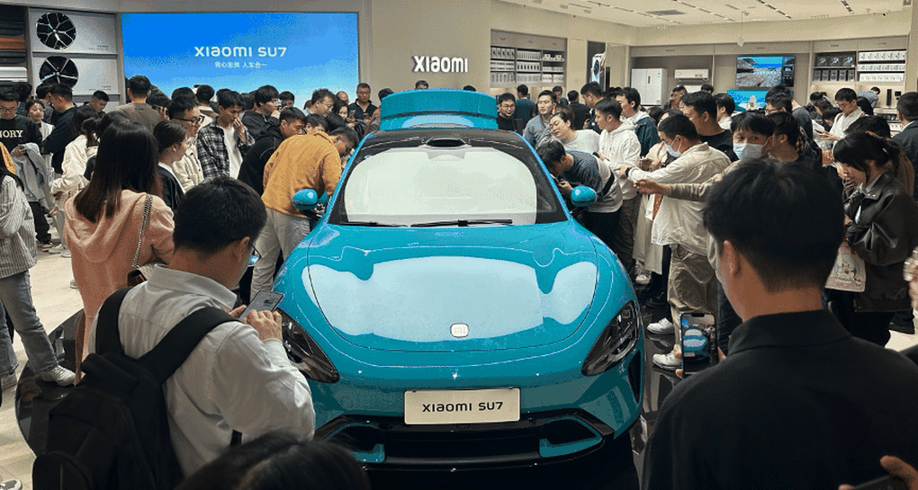 Những cuộc lái thử bất ổn trong dịp ra mắt mẫu ô tô đầu tiên của Xiaomi